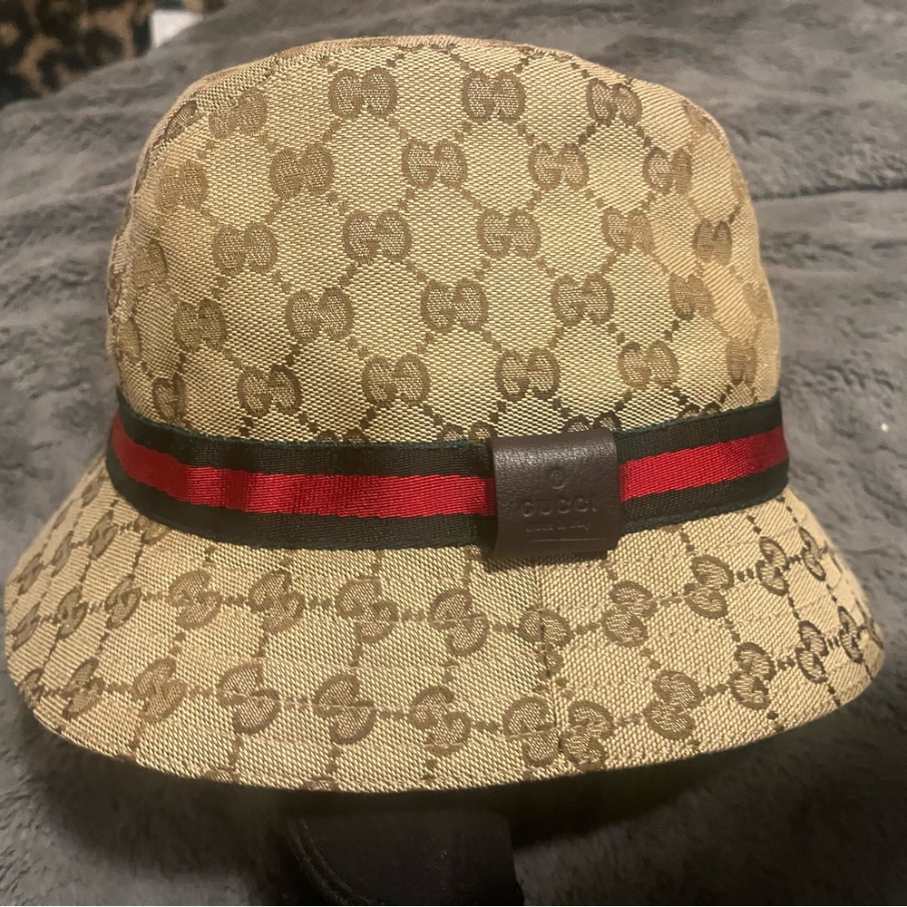 Gucci Beige Monogram Hat with Red and Green Stripe size small